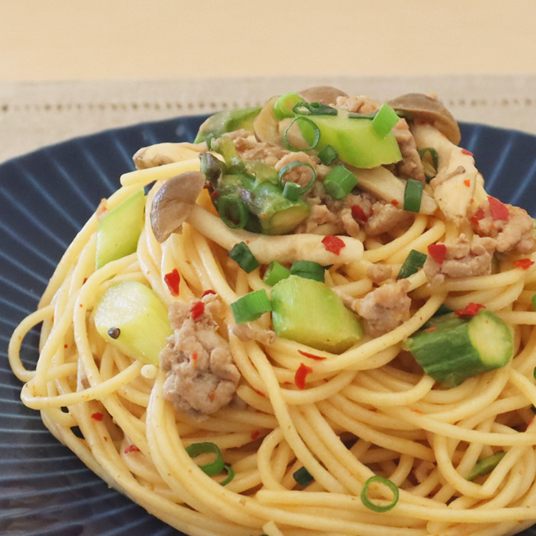豚ひき肉とアスパラの和風パスタ