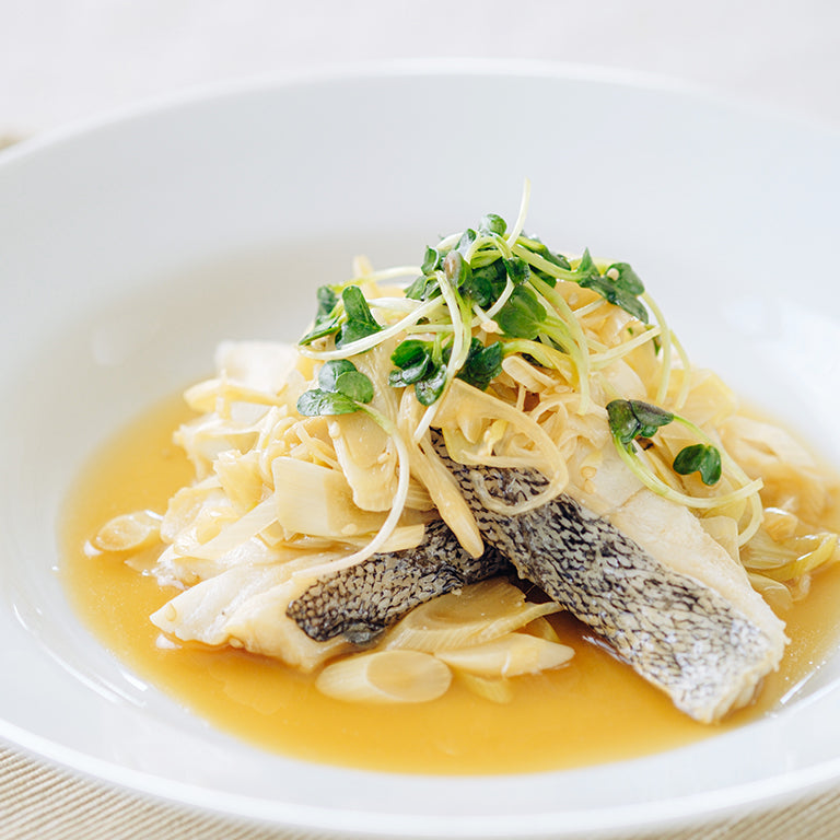 白身魚とネギの蒸し物＿坂元のくろず＿鹿児島の黒酢